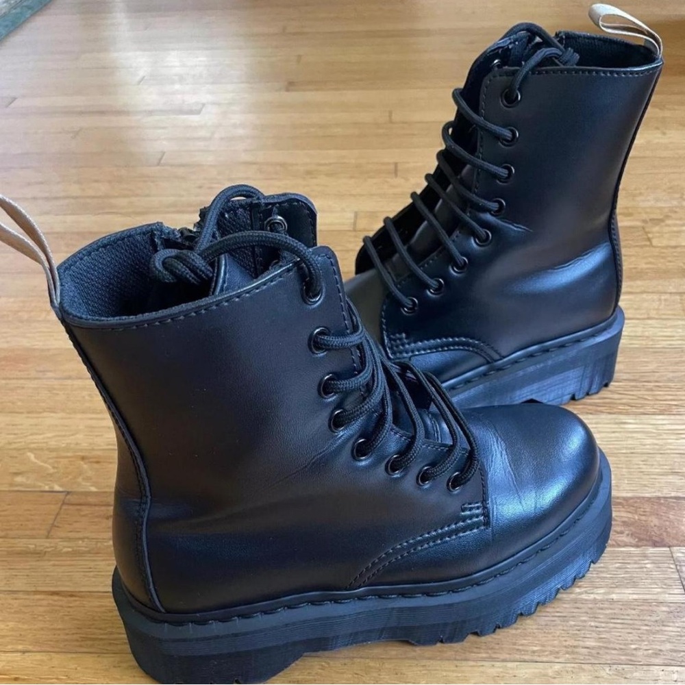 Dr. Martin Jadon Boot
